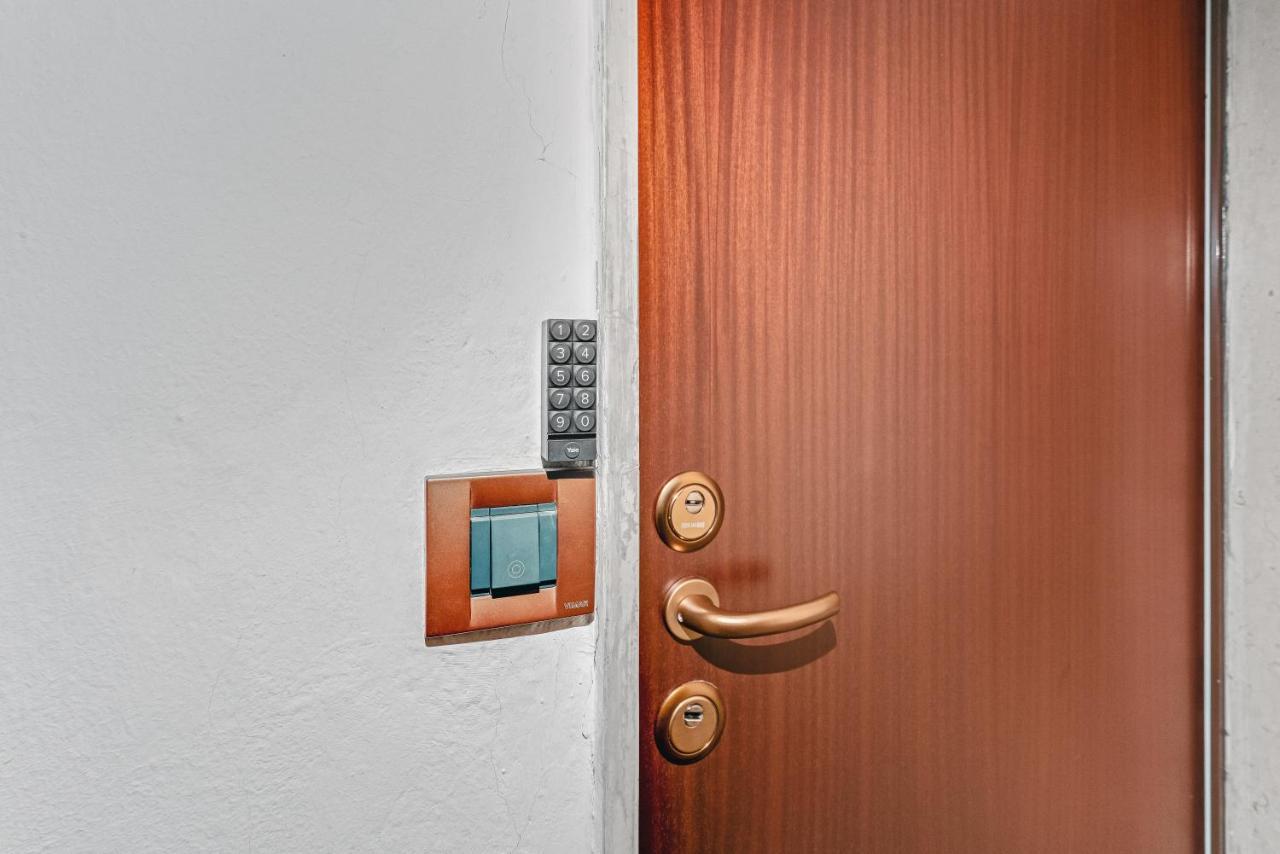 Metro M1 - Smart Home, Fast Free Wifi & Netflix 米兰 外观 照片